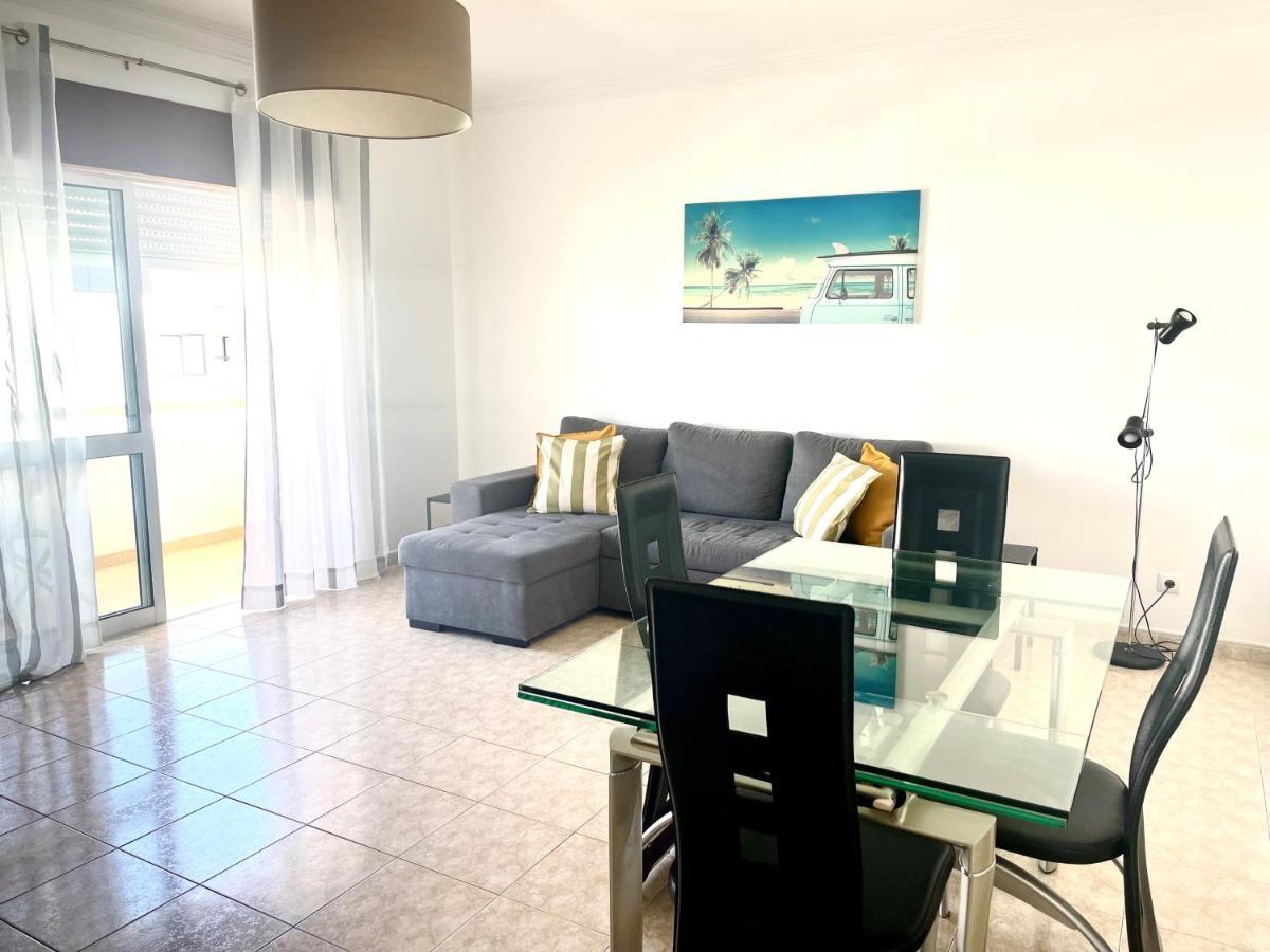 Apartamento Millenium Vista Mar- 2 Passos Da Praia Quarteira Exterior foto